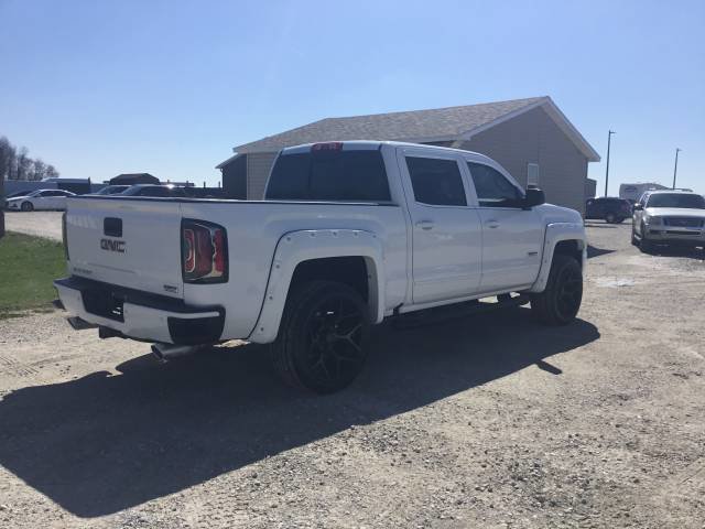 Used 2017 GMC Sierra 1500 SLT image 3