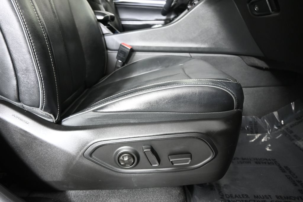 Used 2022 Jeep Grand Cherokee Overland AWD/4WD image 14