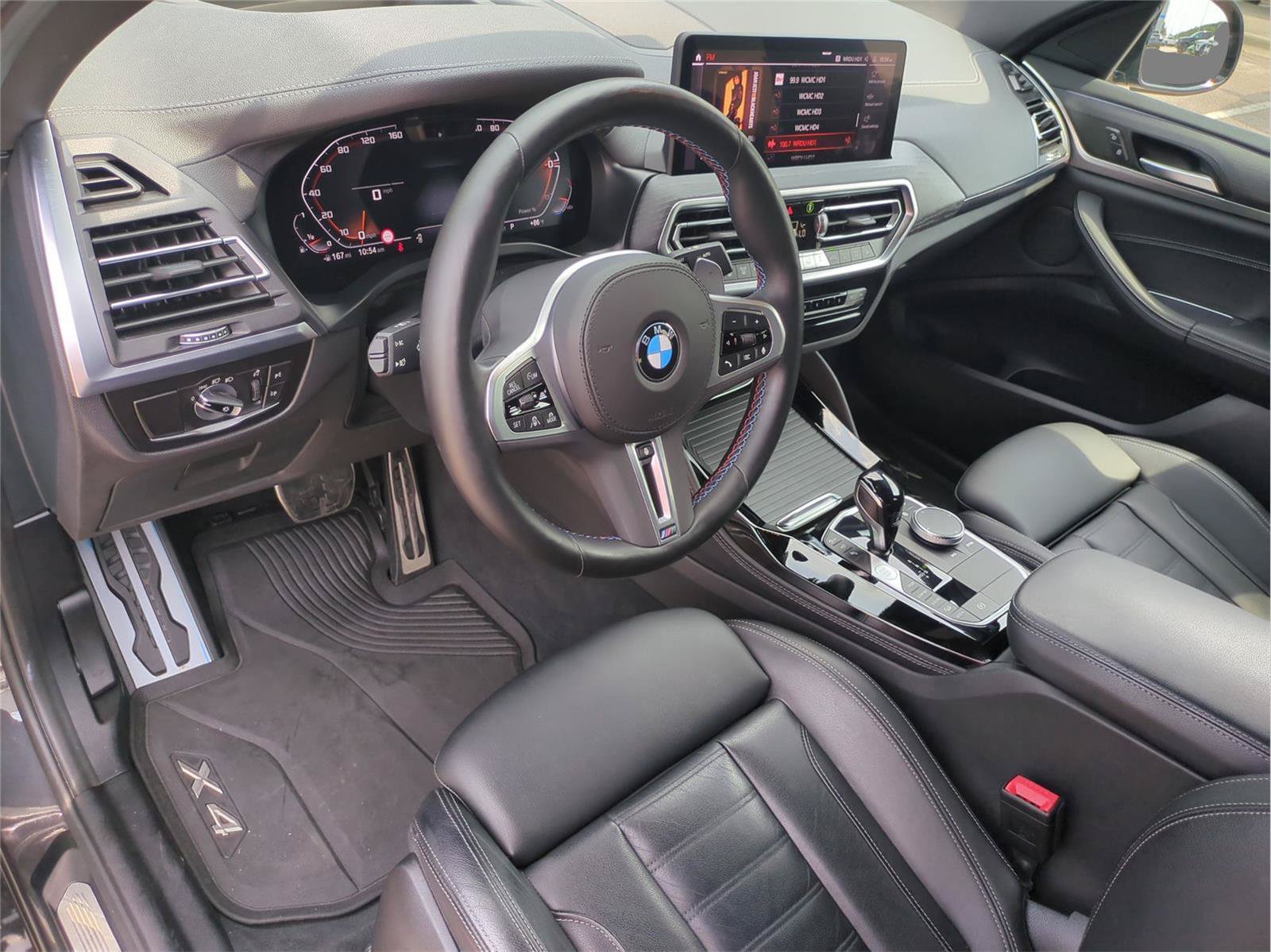 Used 2023 BMW X4 M40i AWD/4WD image 4