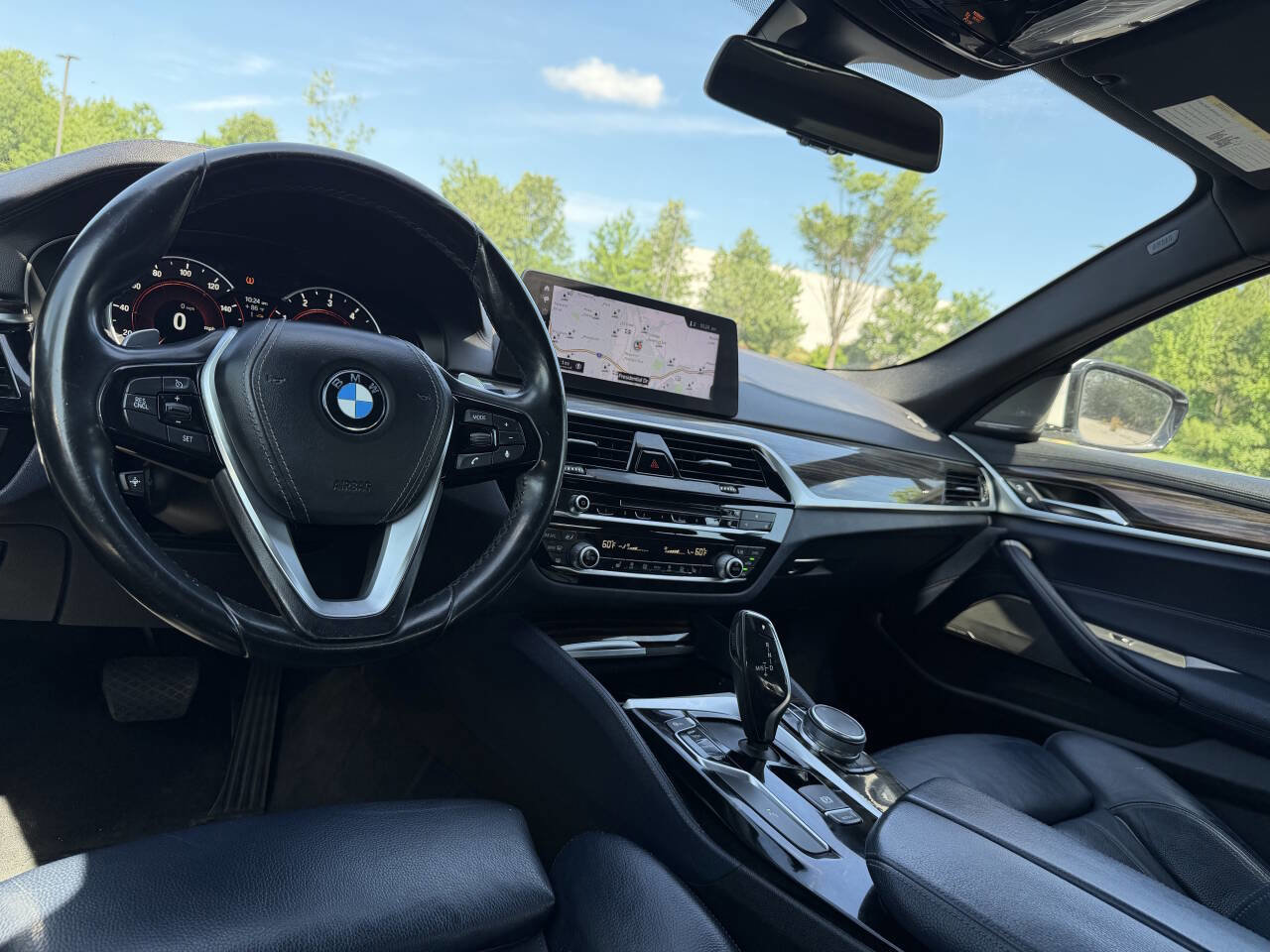 Used 2018 BMW 540i RWD image 22