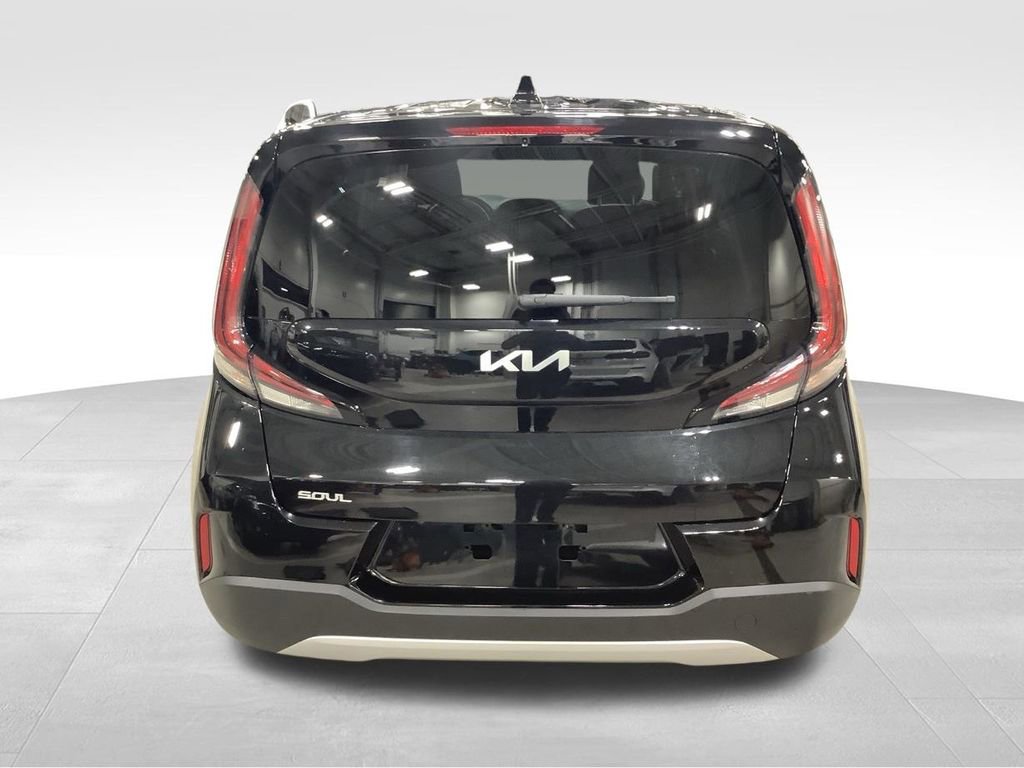 Certified 2023 Kia Soul LX image 8