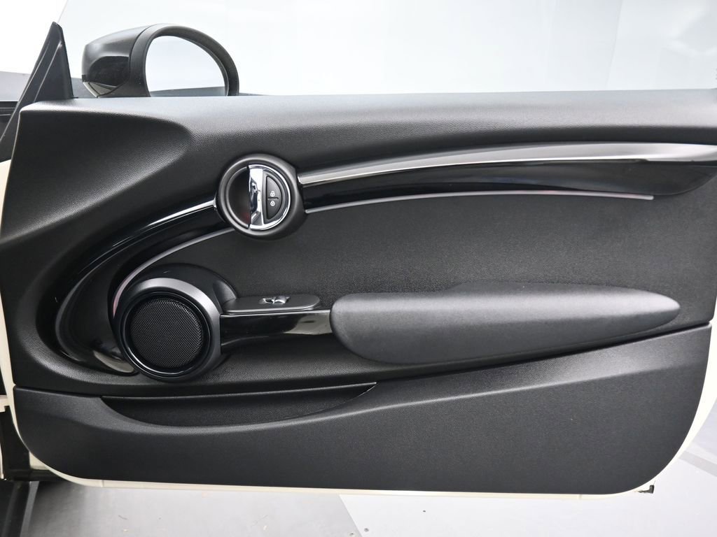 Used 2022 MINI Cooper S image 35