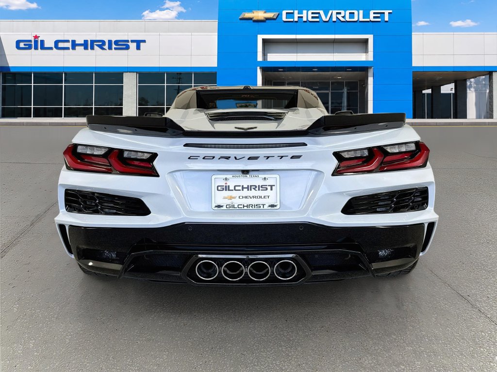 Used 2023 Chevrolet Corvette Z06 RWD image 7