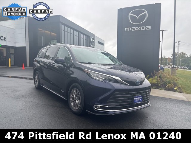 Used 2021 Toyota Sienna XLE