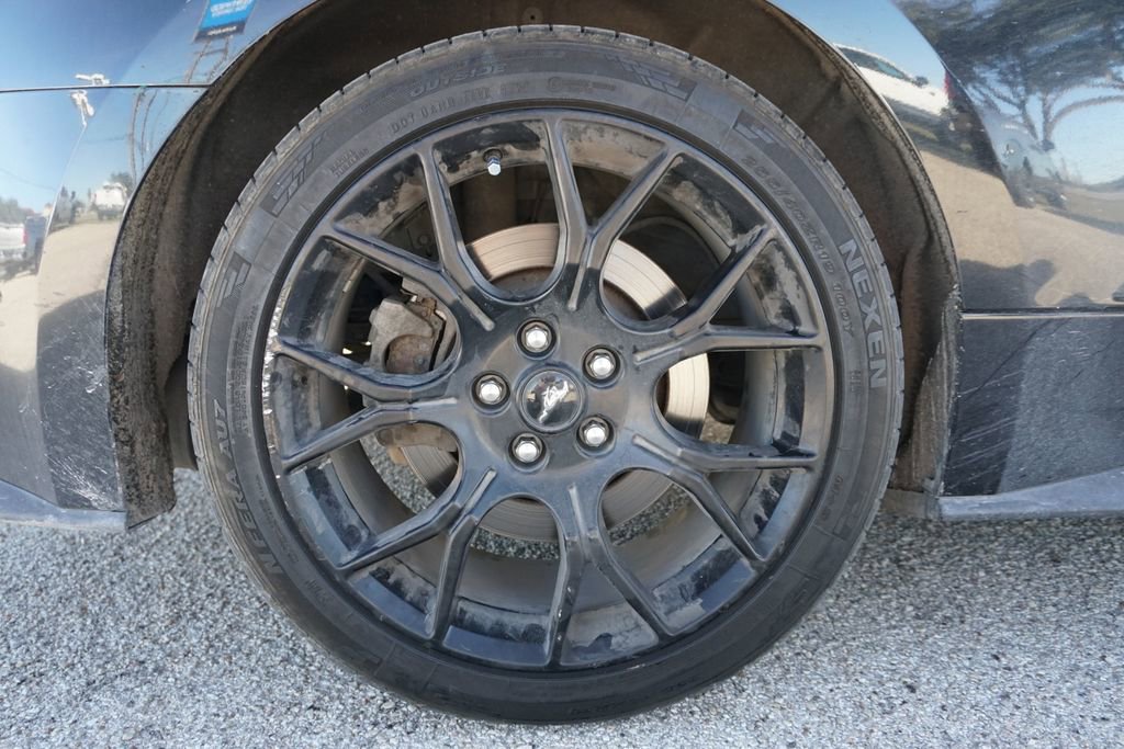 Used 2019 Ford Mustang Coupe w/ Ecoboost Performance Package image 6