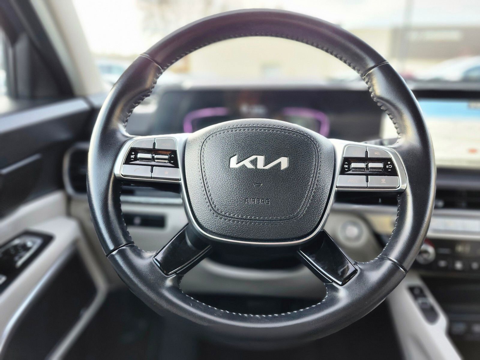 Used 2024 Kia Telluride S w/ S Sunroof Package image 29