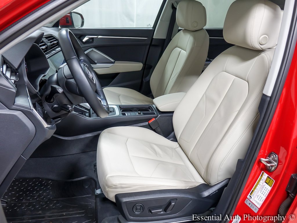 Used 2020 Audi Q3 2.0T Premium Plus w/ Premium Plus Package image 9