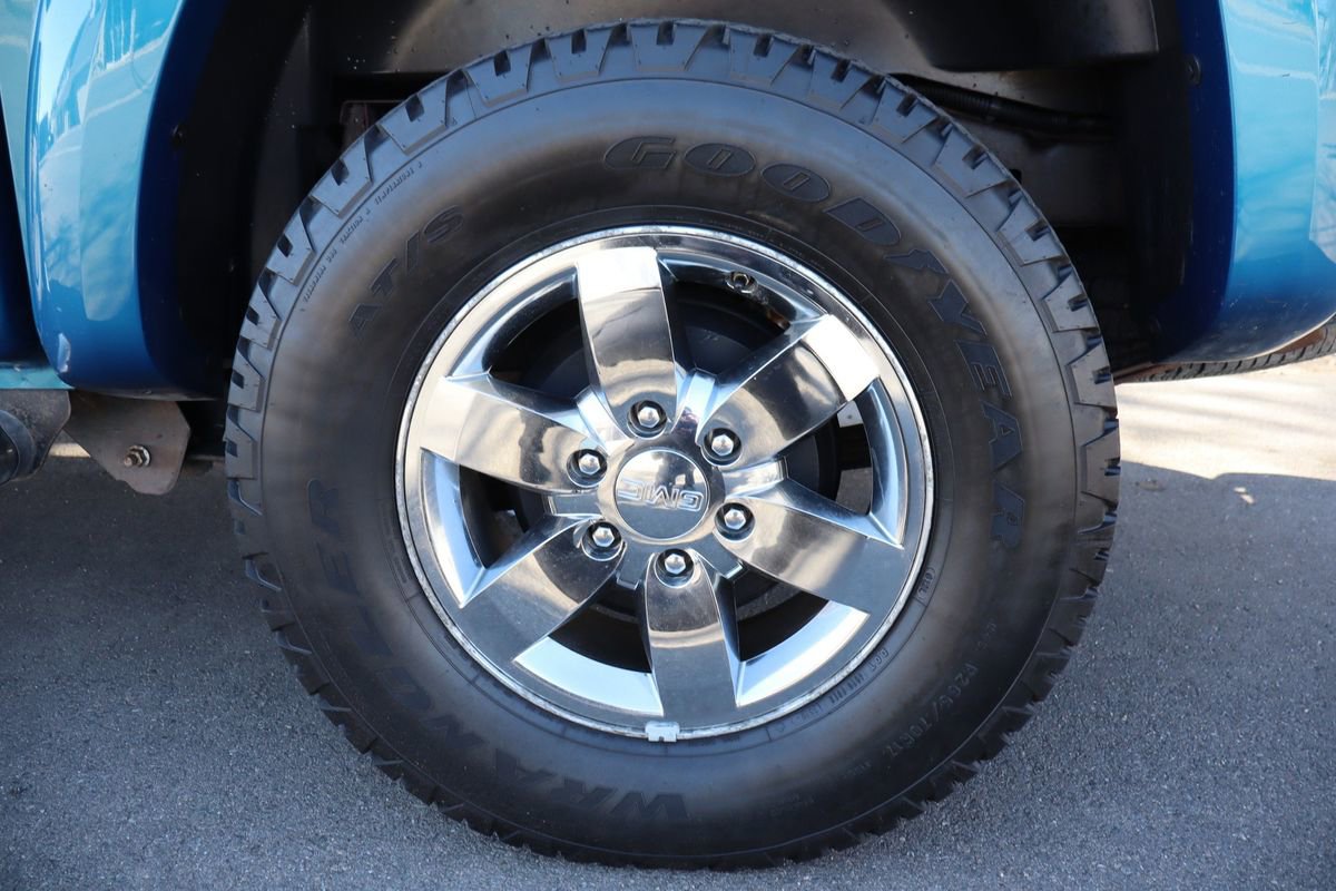 Used 2011 GMC Canyon SLE image 37