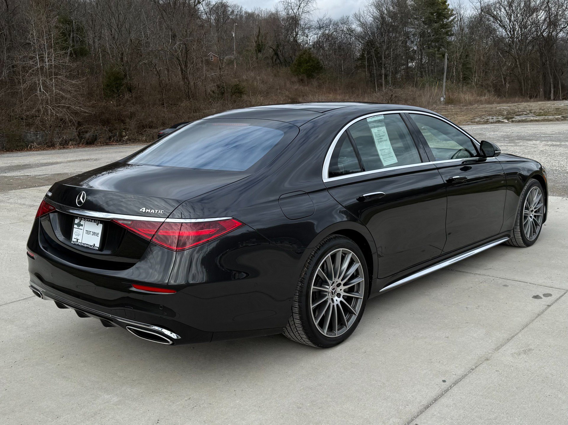 Used 2024 Mercedes-Benz S 580 4MATIC Sedan image 3