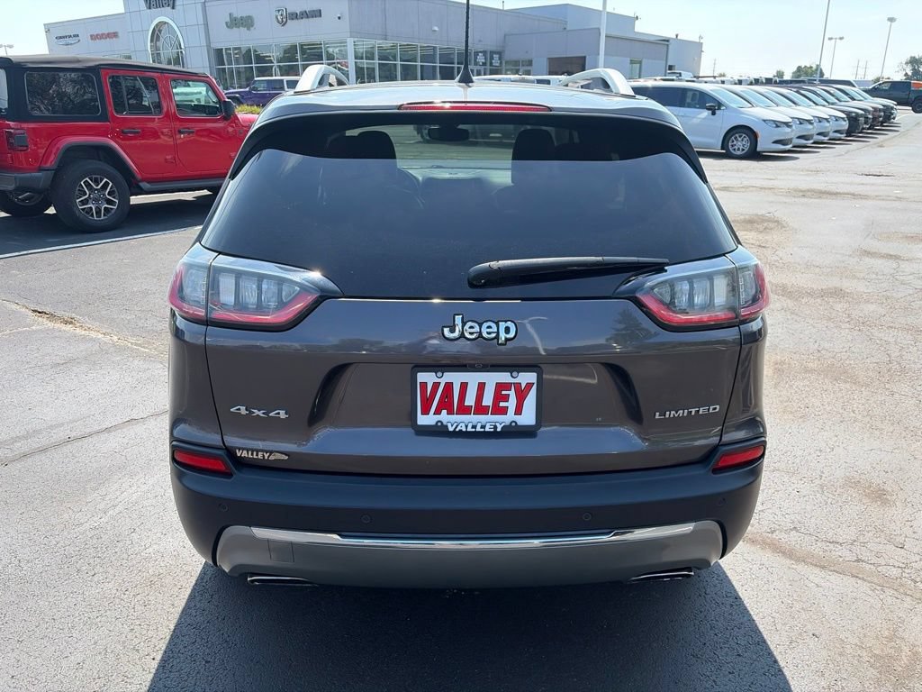 Used 2019 Jeep Cherokee Limited AWD/4WD image 6
