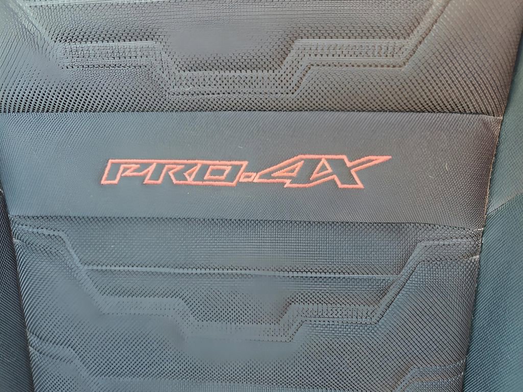 Used 2023 Nissan Frontier PRO-4X w/ Pro Convenience Package image 19