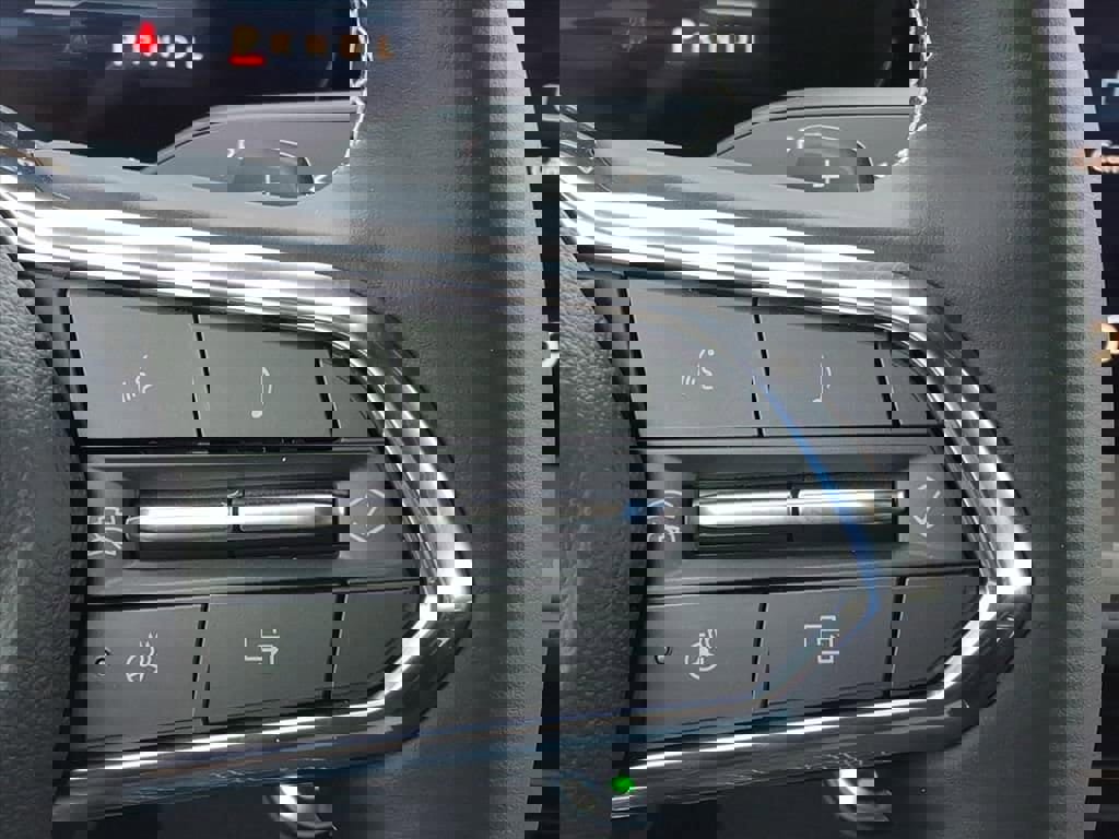 New 2026 Chevrolet Traverse LT w/ Enhanced Driving Package image 20