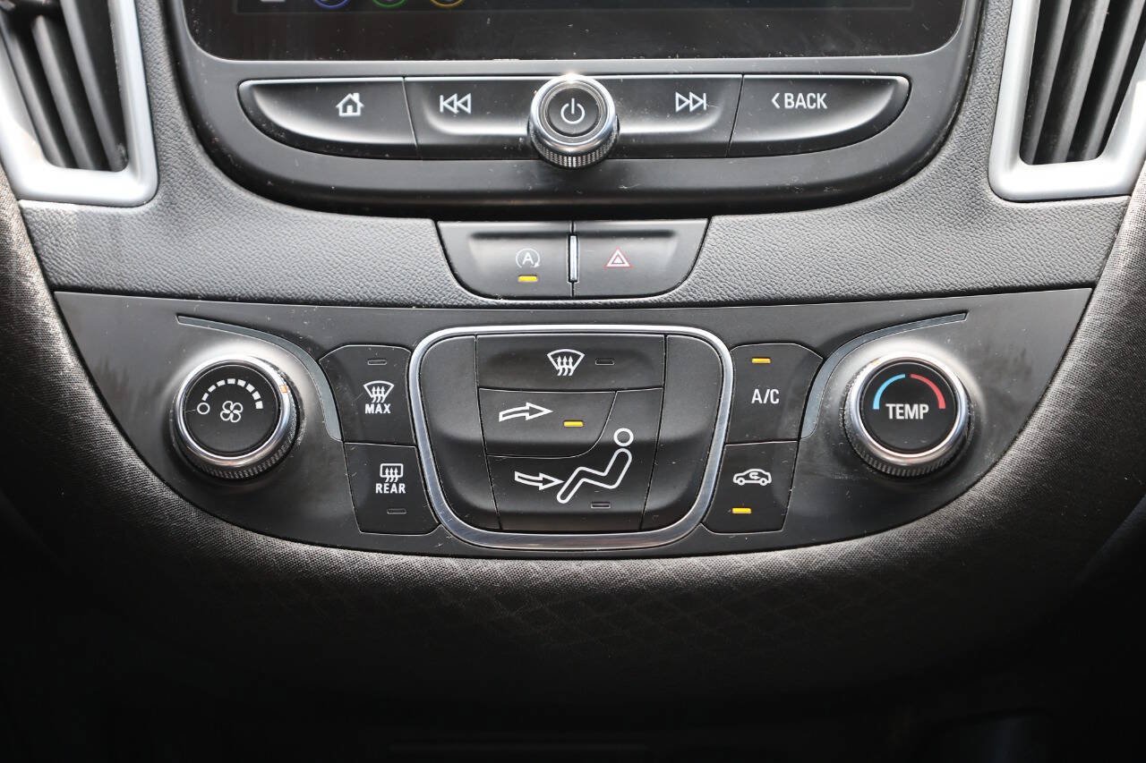 Used 2020 Chevrolet Malibu LS FWD image 20