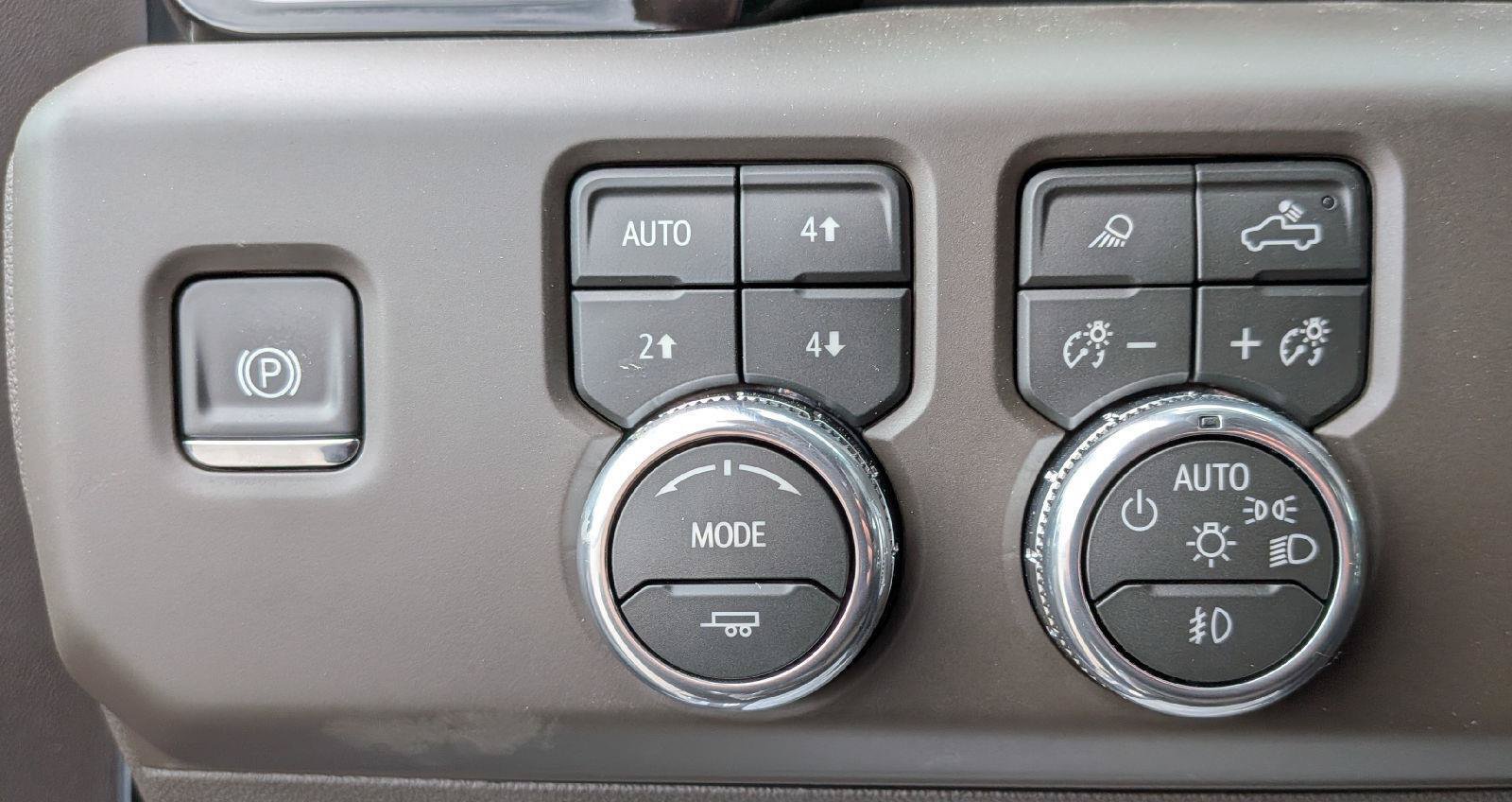 New 2026 GMC Sierra 1500 Denali w/ Technology Package AWD/4WD image 17