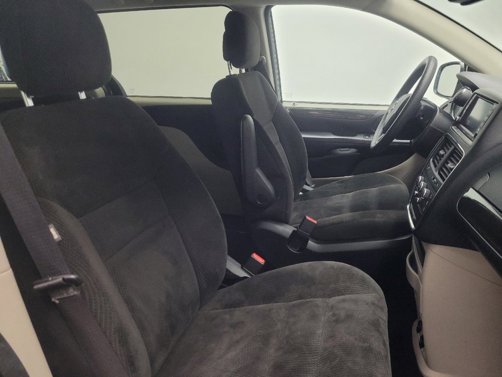 Used 2018 Dodge Grand Caravan SE w/ UConnect Hands-Free Group FWD image 21