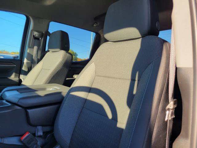 Used 2025 Chevrolet Silverado 1500 LT AWD/4WD image 11