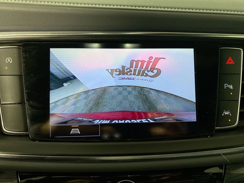 Certified 2023 Buick Enclave Essence image 17