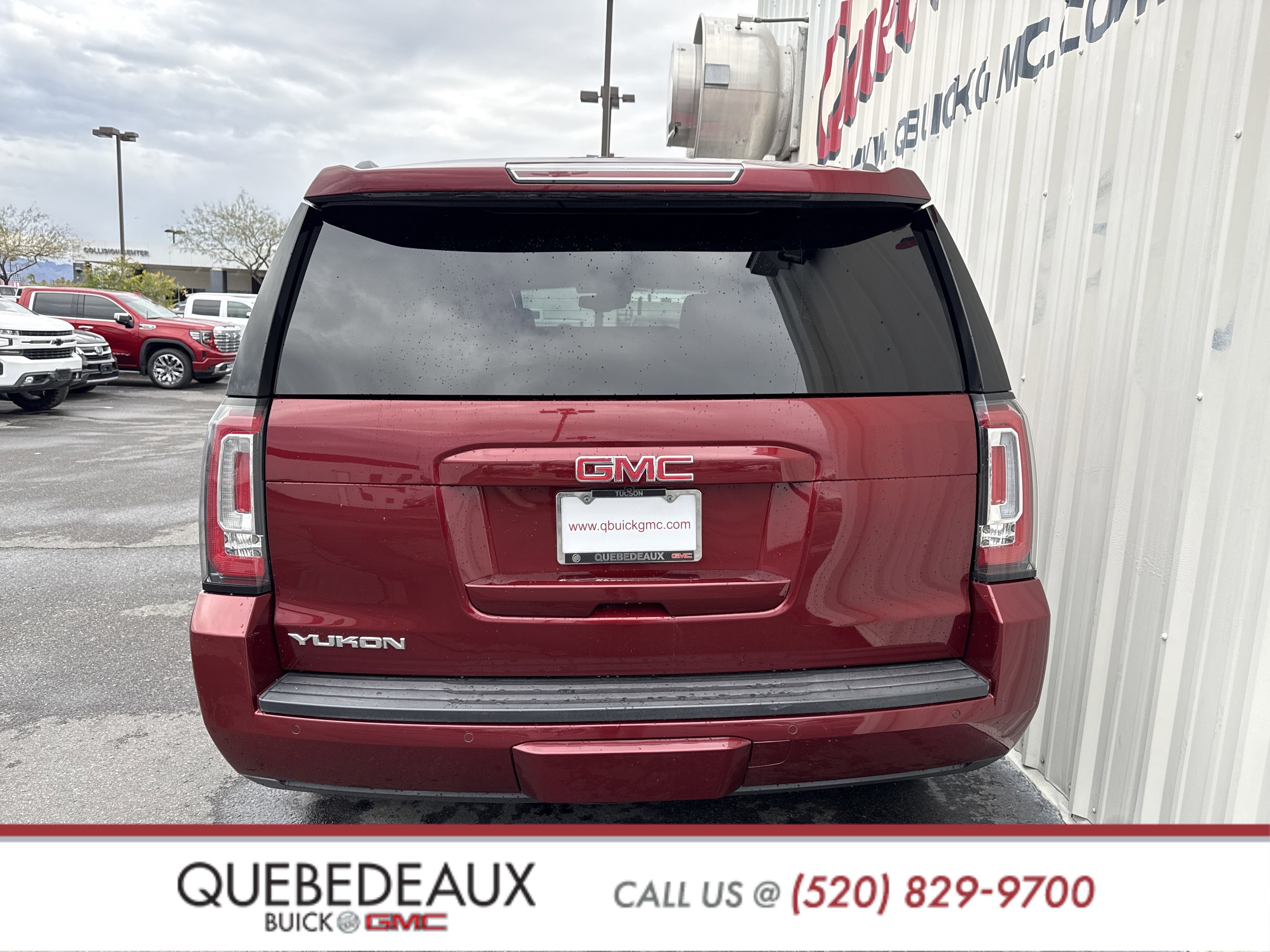 Used 2017 GMC Yukon SLT w/ HD Trailering Package image 8