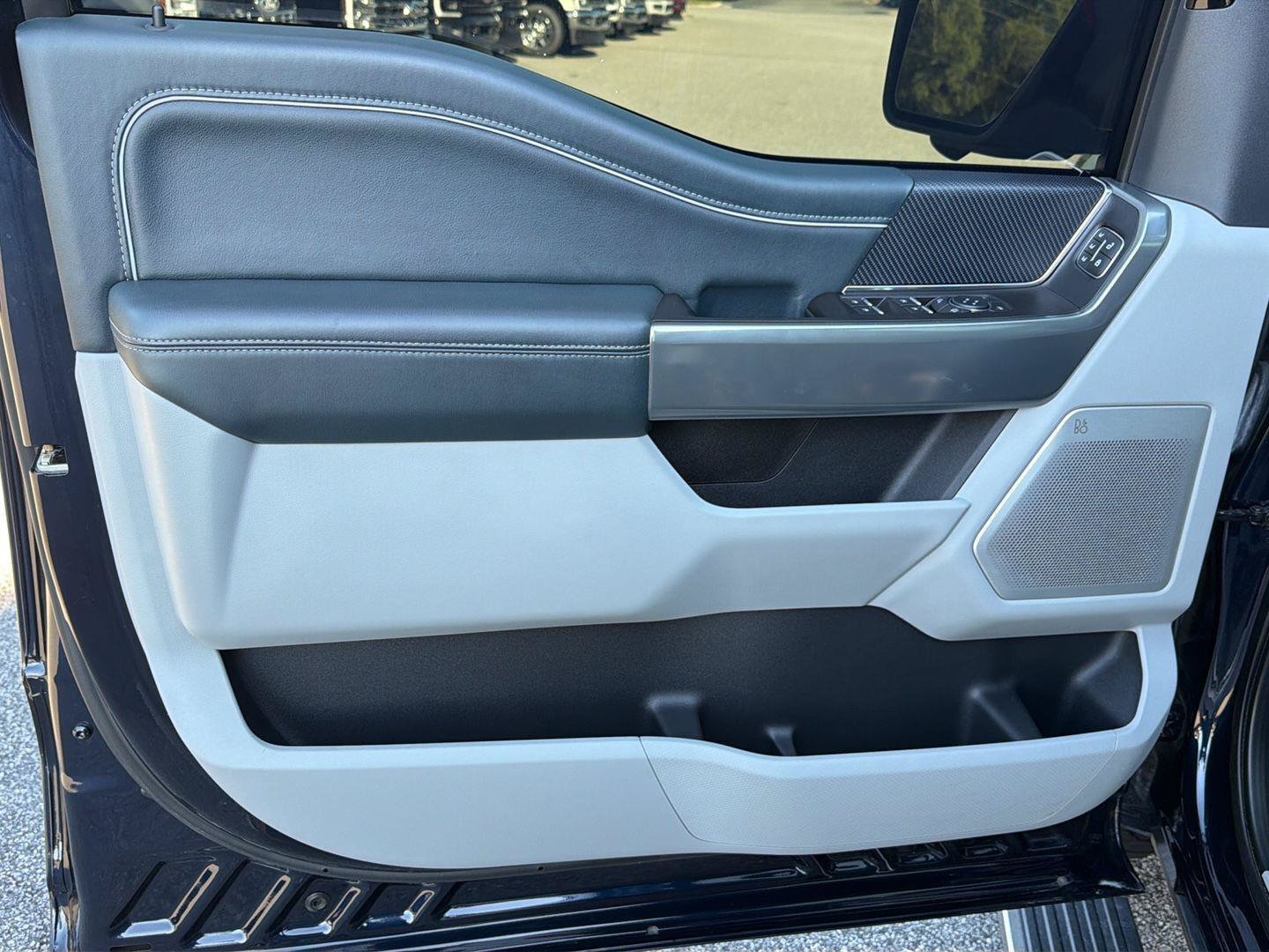 Certified 2022 Ford F150 Limited AWD/4WD image 17