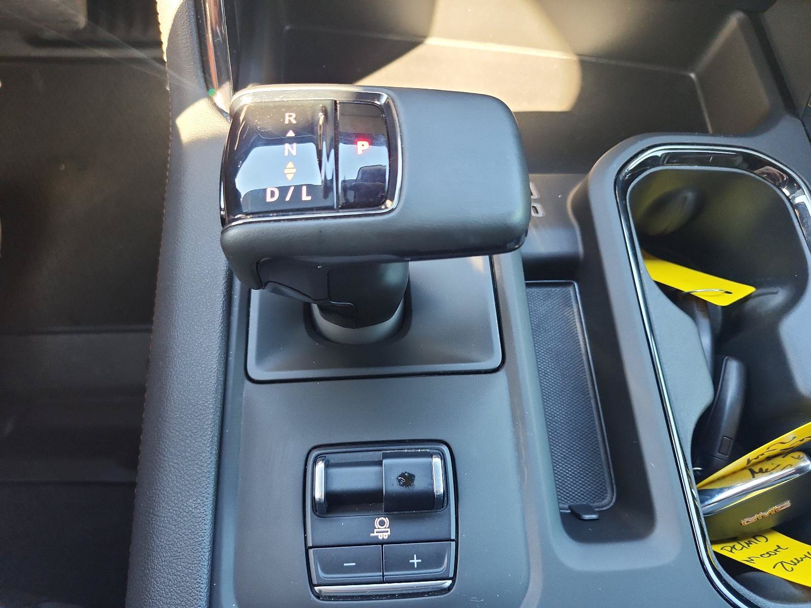 Used 2024 GMC Sierra 1500 AT4 w/ Technology Package AWD/4WD image 23
