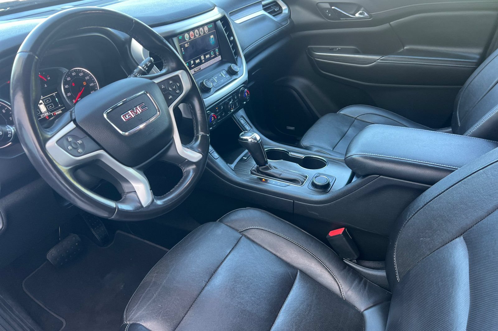 Used 2019 GMC Acadia SLT AWD/4WD image 7