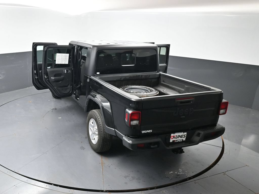 Used 2023 Jeep Gladiator Sport AWD/4WD image 59