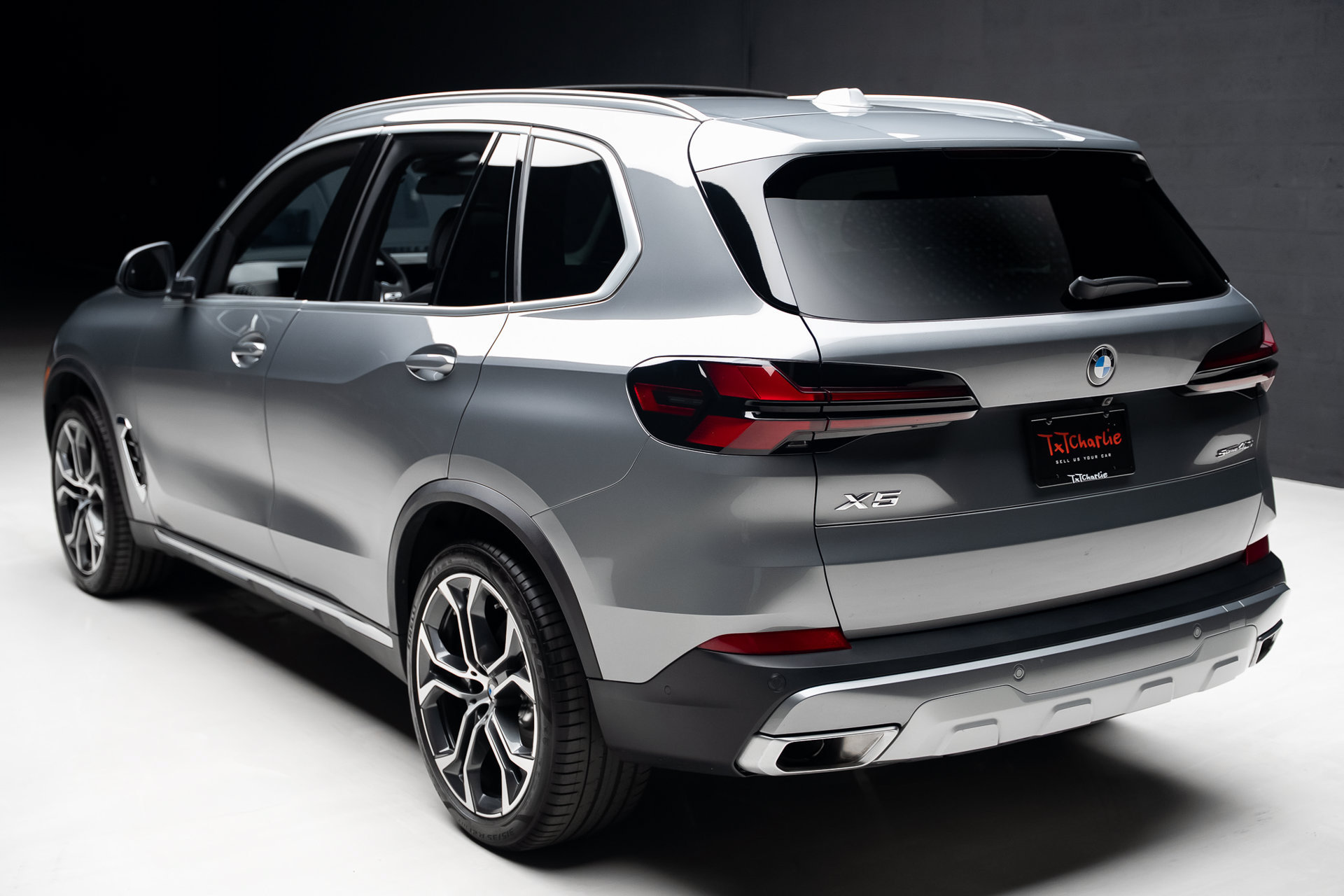 Used 2026 BMW X5 sDrive40i RWD image 23