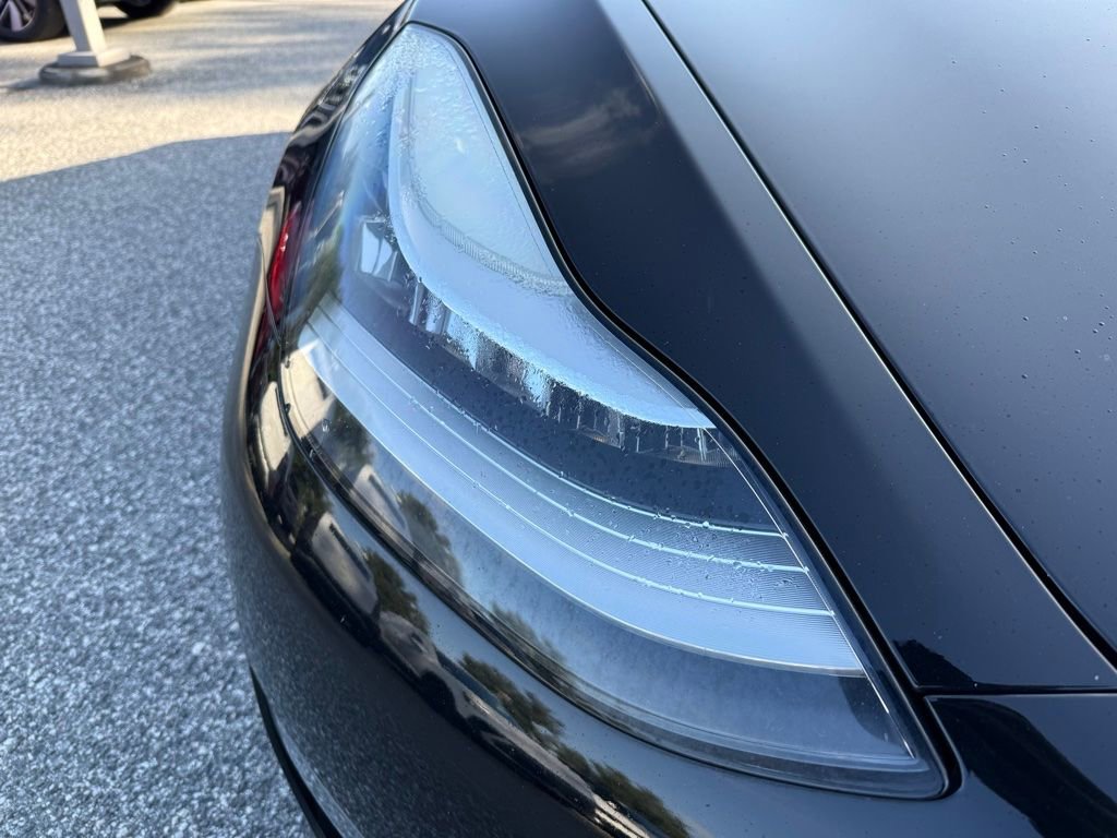 Used 2018 Tesla Model 3 Mid Range RWD image 4