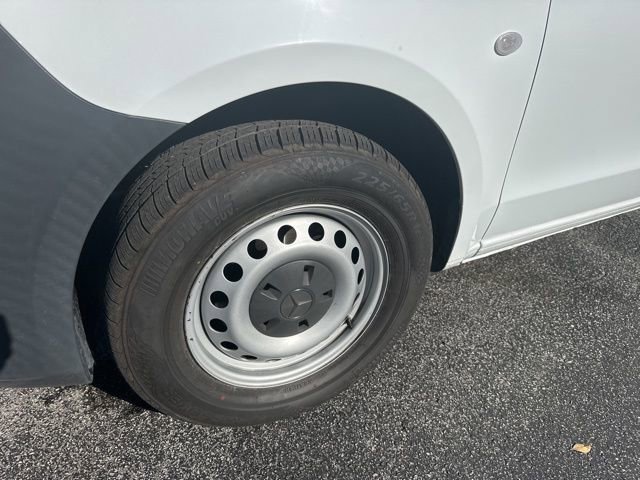 Used 2022 Mercedes-Benz Metris image 10