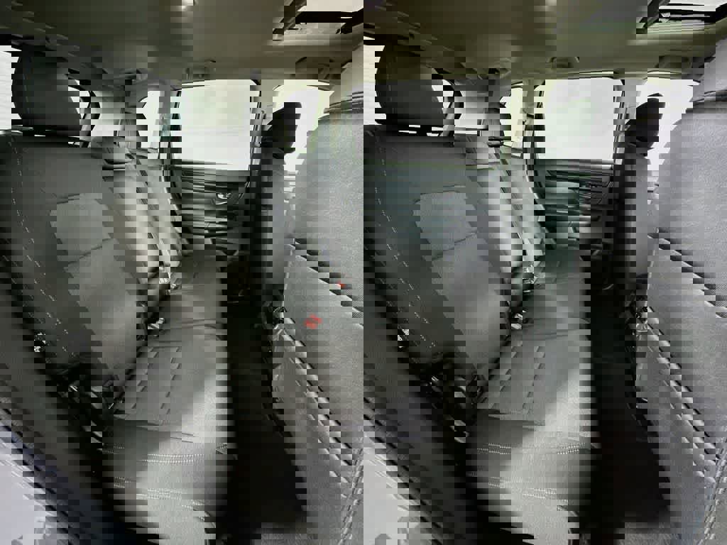 Used 2025 Honda CR-V EX image 31