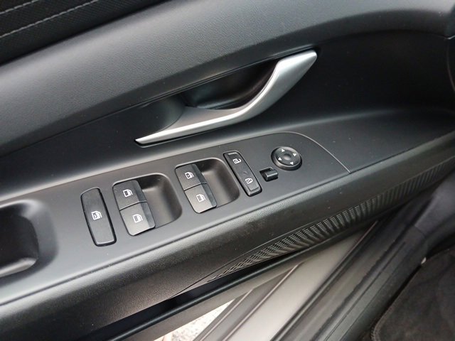 Used 2023 Hyundai Elantra SEL image 28