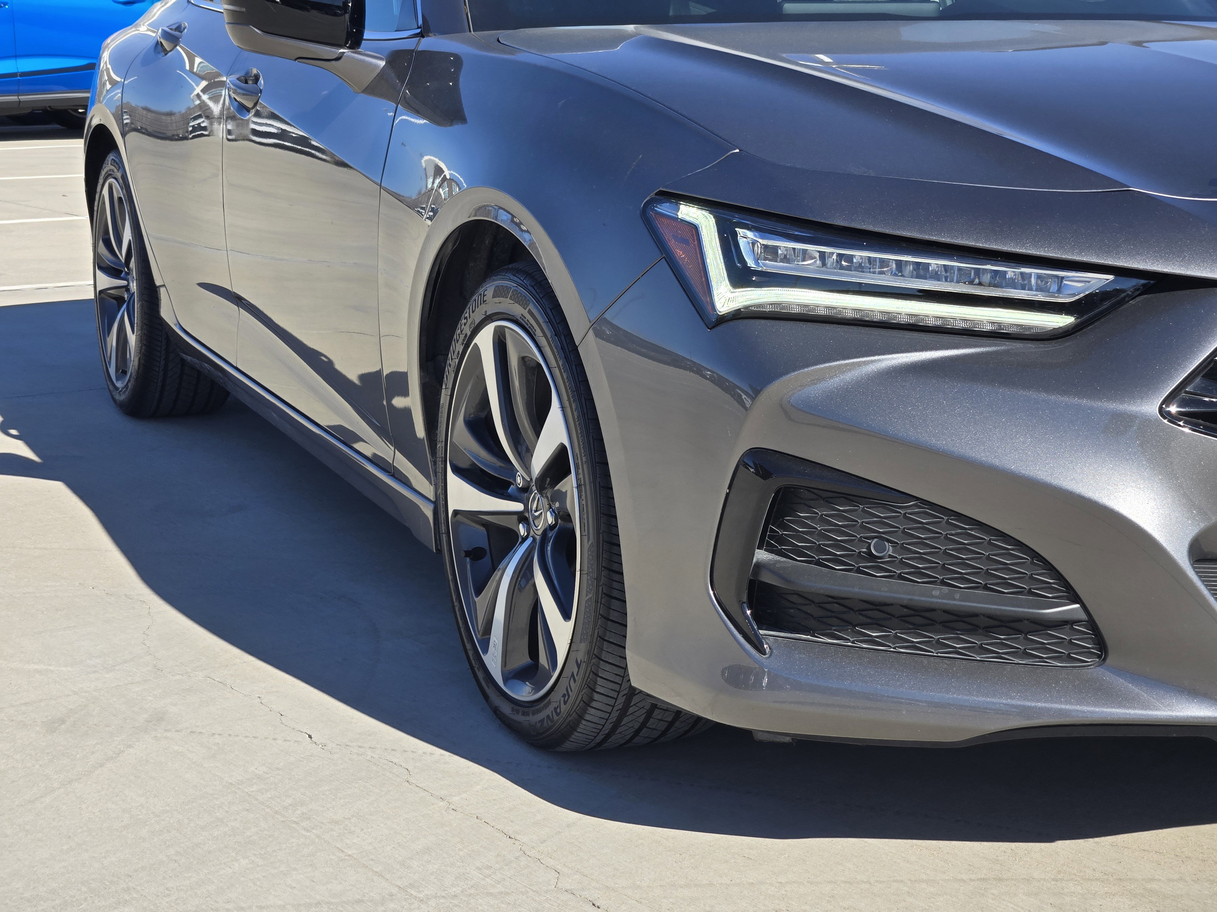 Certified 2025 Acura TLX w/ Technology Package image 15