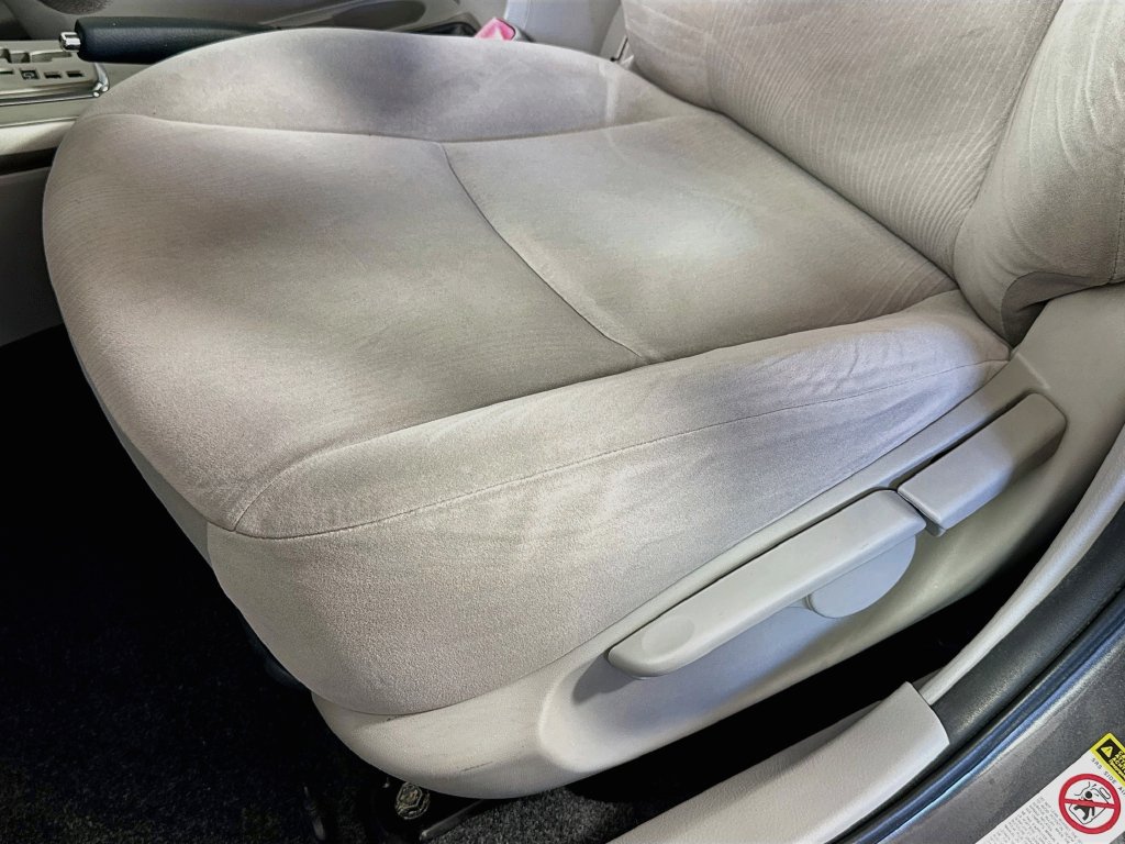 Used 2011 Toyota Corolla LE FWD image 15