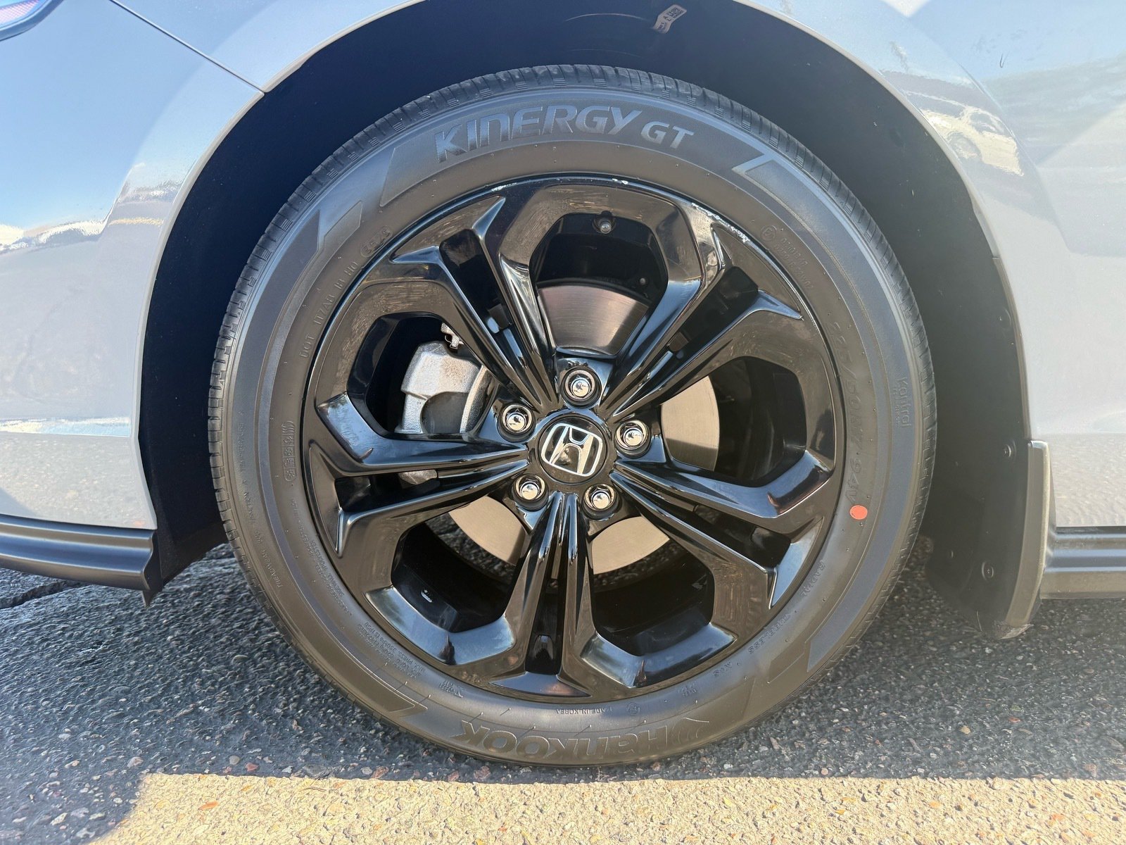 Certified 2025 Honda Accord SE image 11