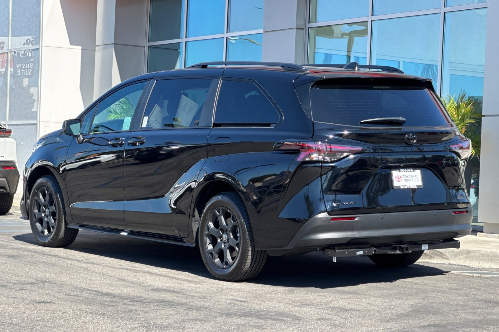 Certified 2026 Toyota Sienna XLE Woodland Edition AWD/4WD image 8