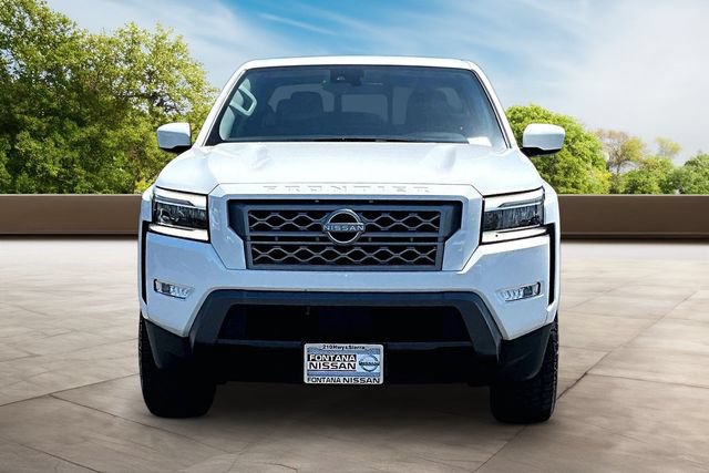 Certified 2024 Nissan Frontier SL w/ Technology Package RWD image 2