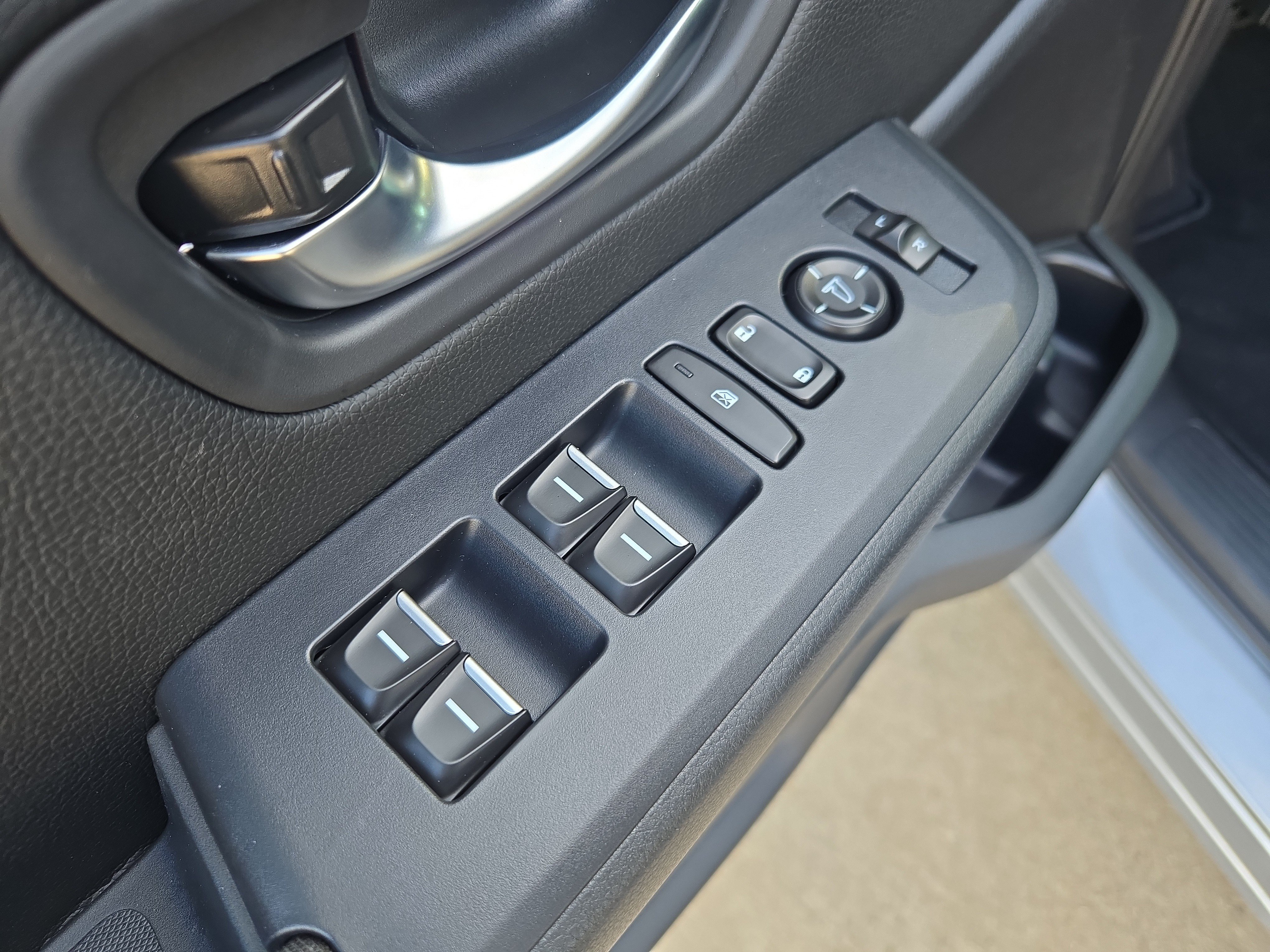 New 2026 Honda Pilot Sport image 14
