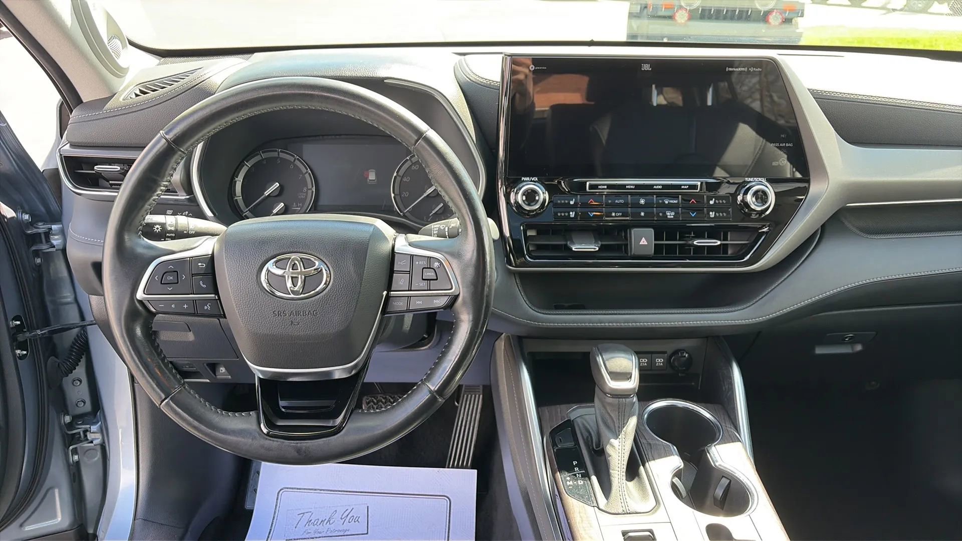 Used 2021 Toyota Highlander Limited image 18