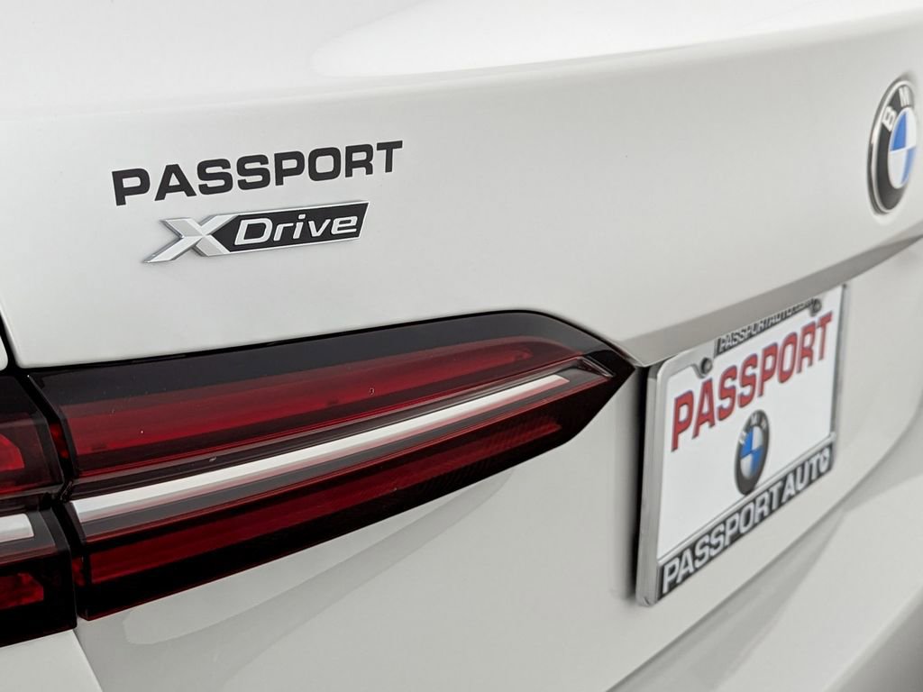 Used 2025 BMW 530i xDrive w/ M Sport Package image 10