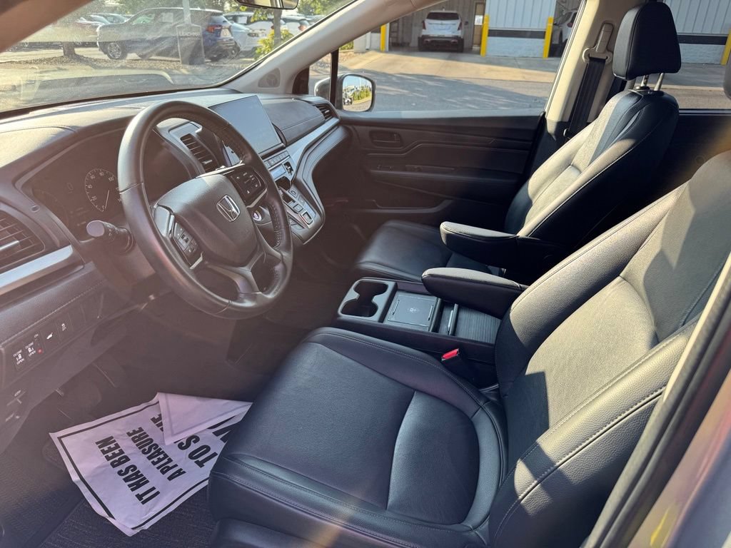 Used 2025 Honda Odyssey EX-L image 11