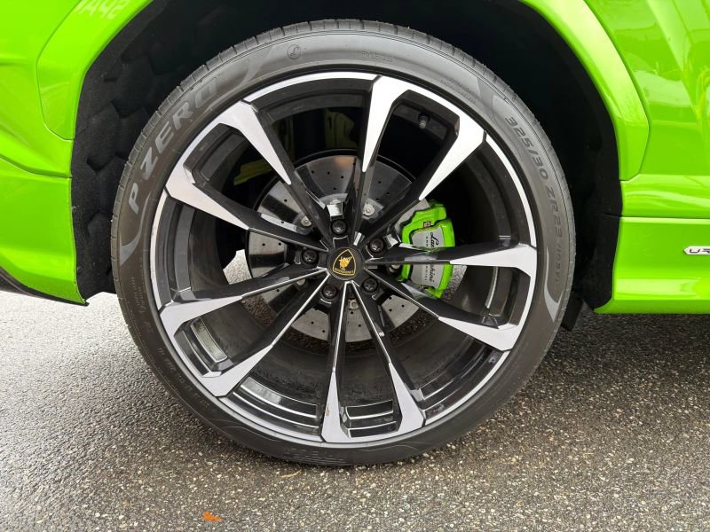 Used 2024 Lamborghini Urus S image 29