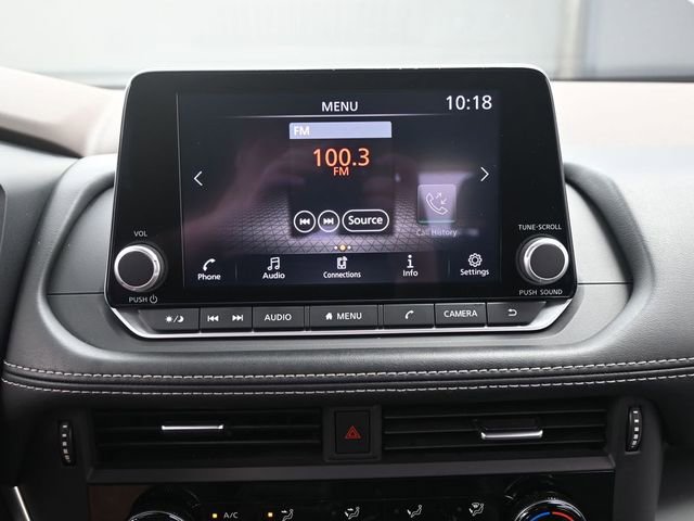 Used 2023 Nissan Rogue S AWD/4WD image 18