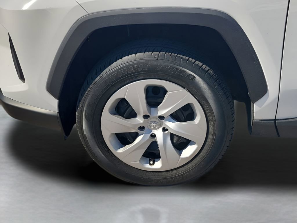 Used 2024 Toyota RAV4 LE image 11