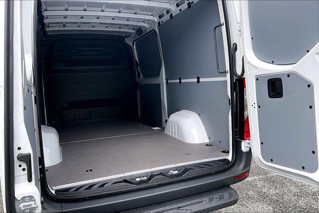 New 2026 Mercedes-Benz Sprinter 2500 image 16