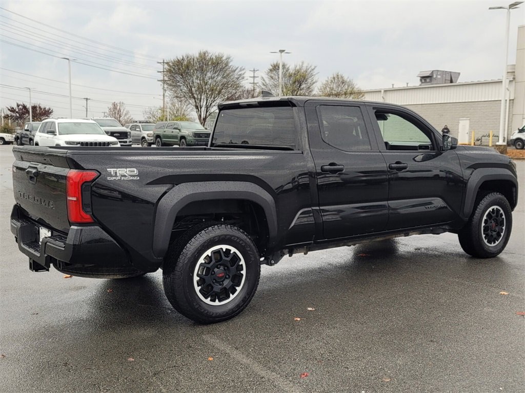 Used 2024 Toyota Tacoma TRD Off-Road image 3