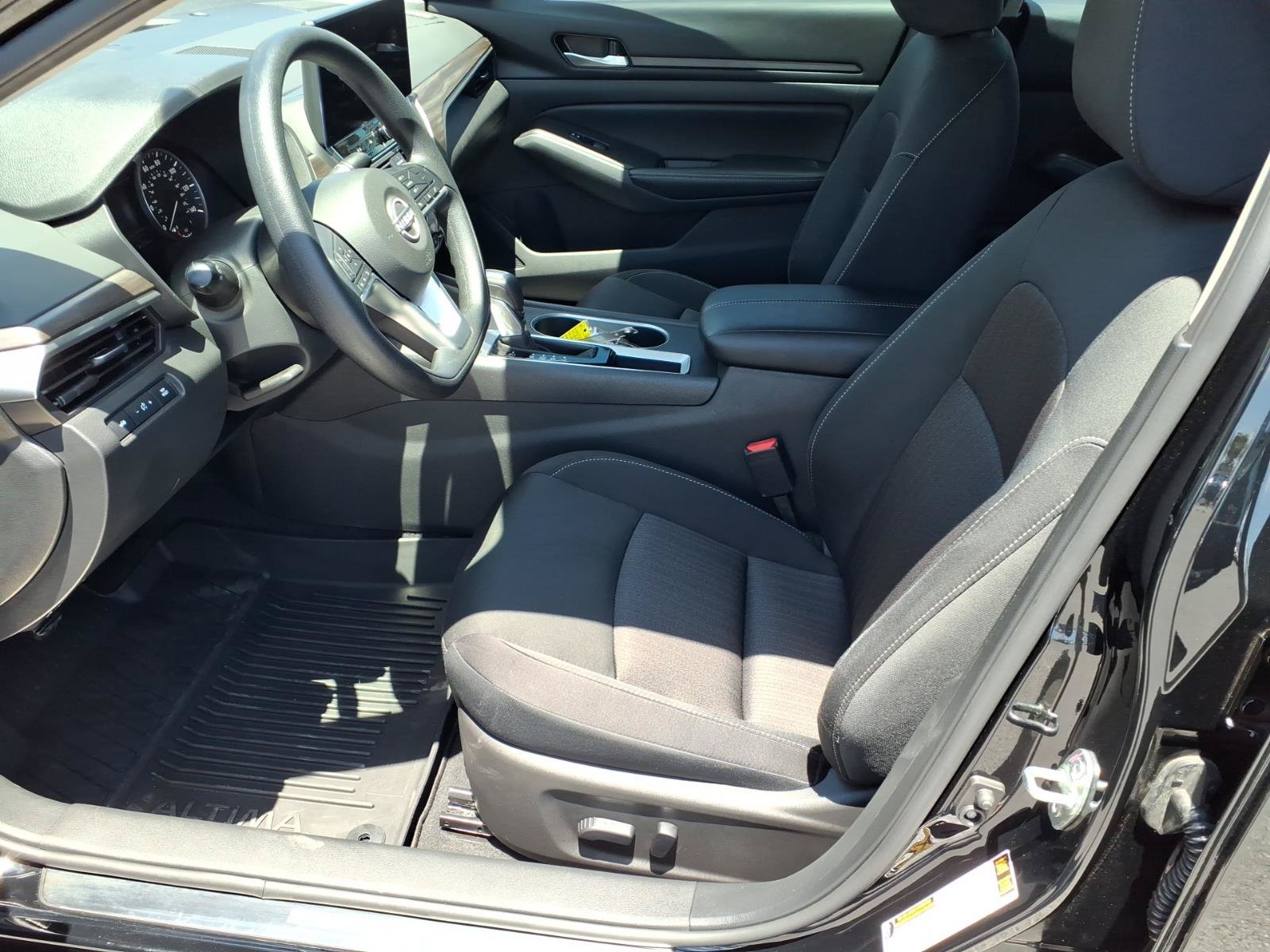 Used 2025 Nissan Altima 2.5 SV w/ SV Special Edition Package FWD image 11