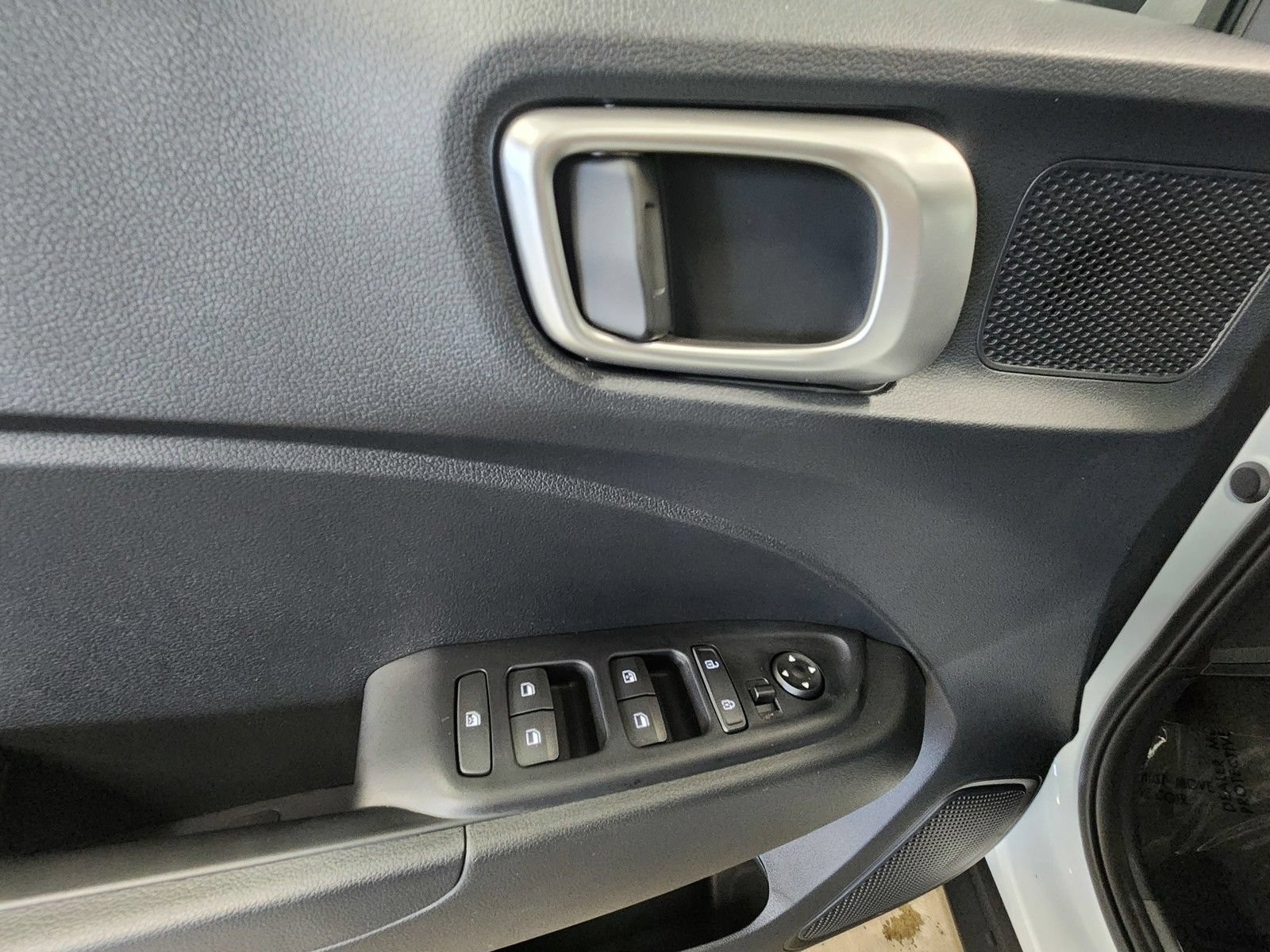 New 2026 Hyundai Venue SEL FWD image 9