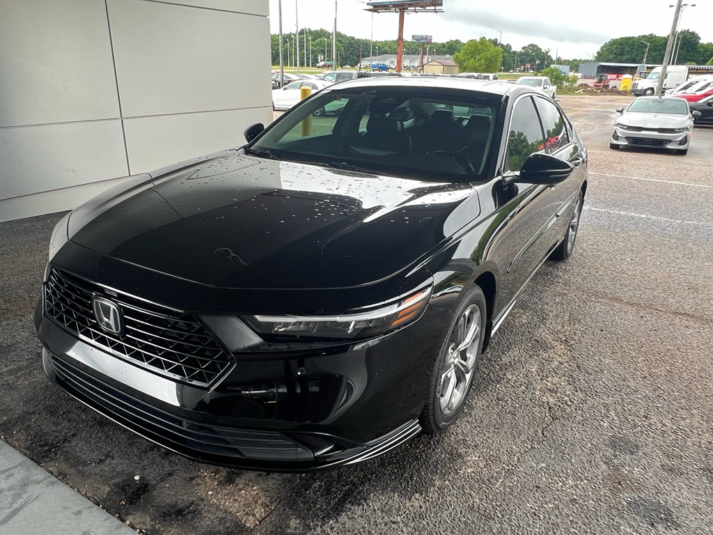 Used 2024 Honda Accord EX-L image 5