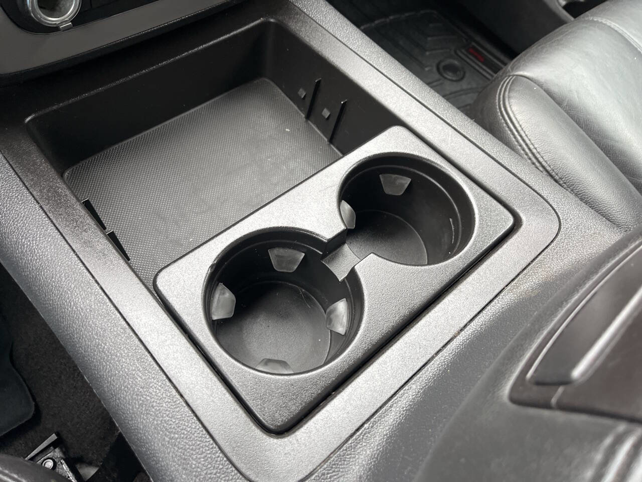 Used 2014 GMC Yukon XL SLT AWD/4WD image 23