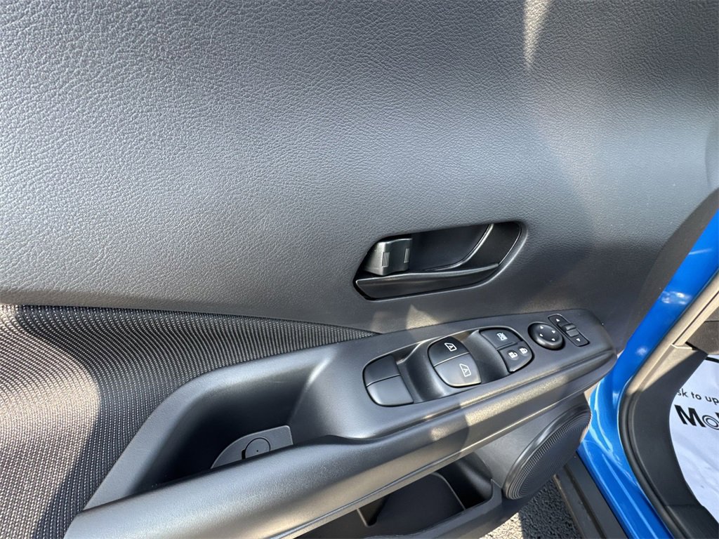 New 2025 Nissan Kicks Play S image 13